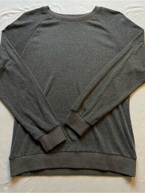 Women’s Gray Crewneck Sweater